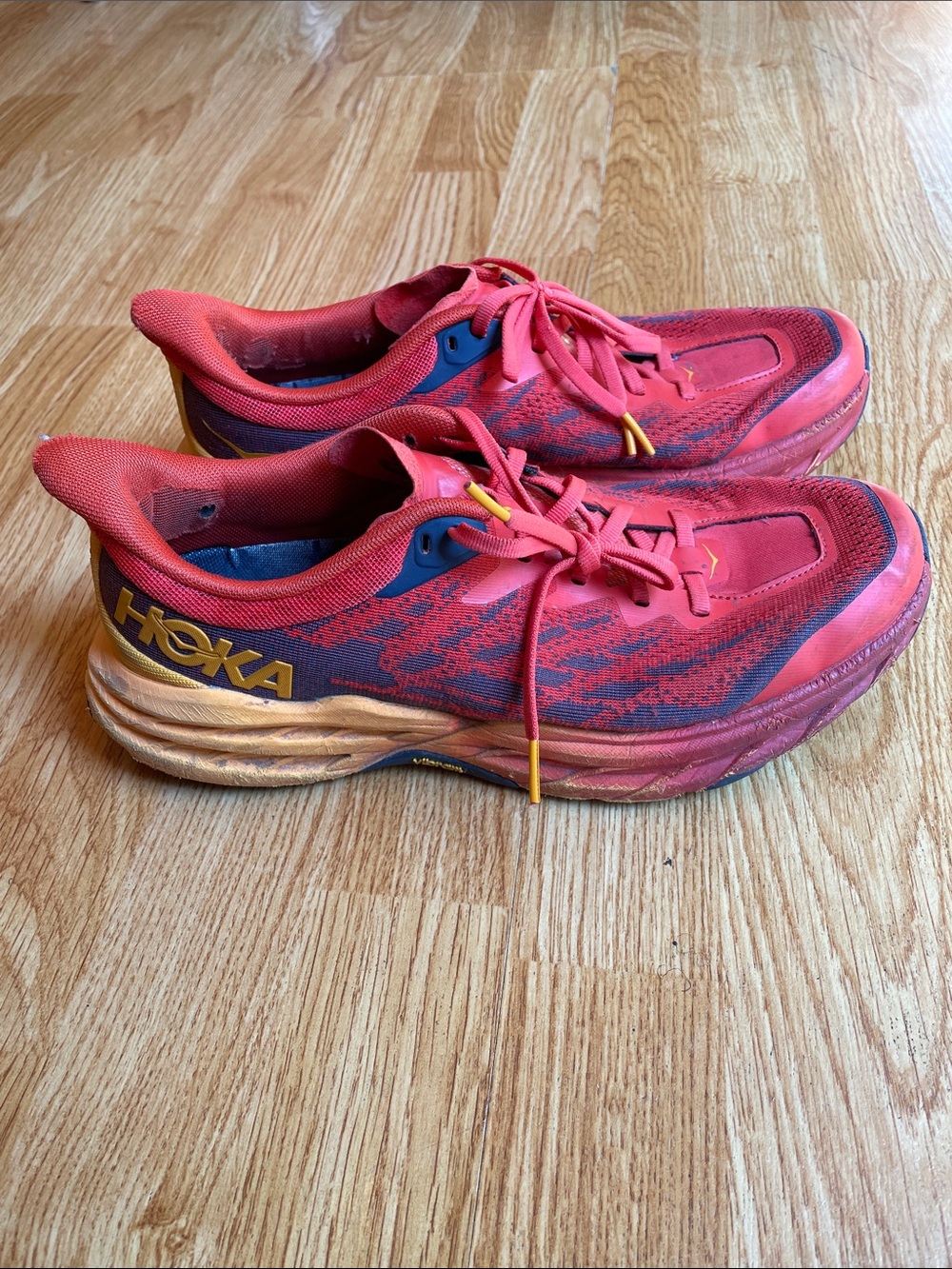 Hoka Speedgoat 5